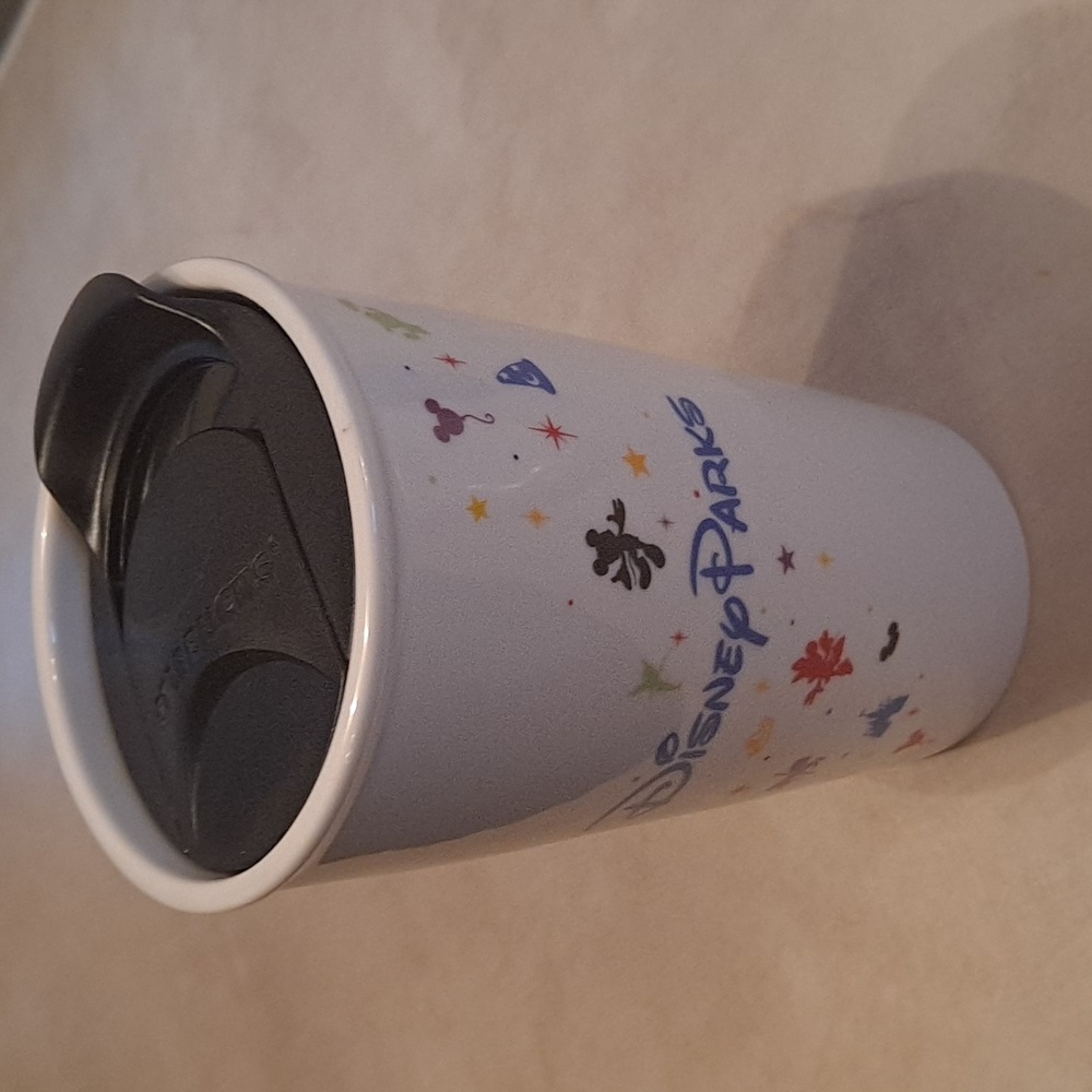 New Starbucks 2015 Disney Parks Ceramic Tumbler Coffee Cup & Lid 12fl Oz Retired